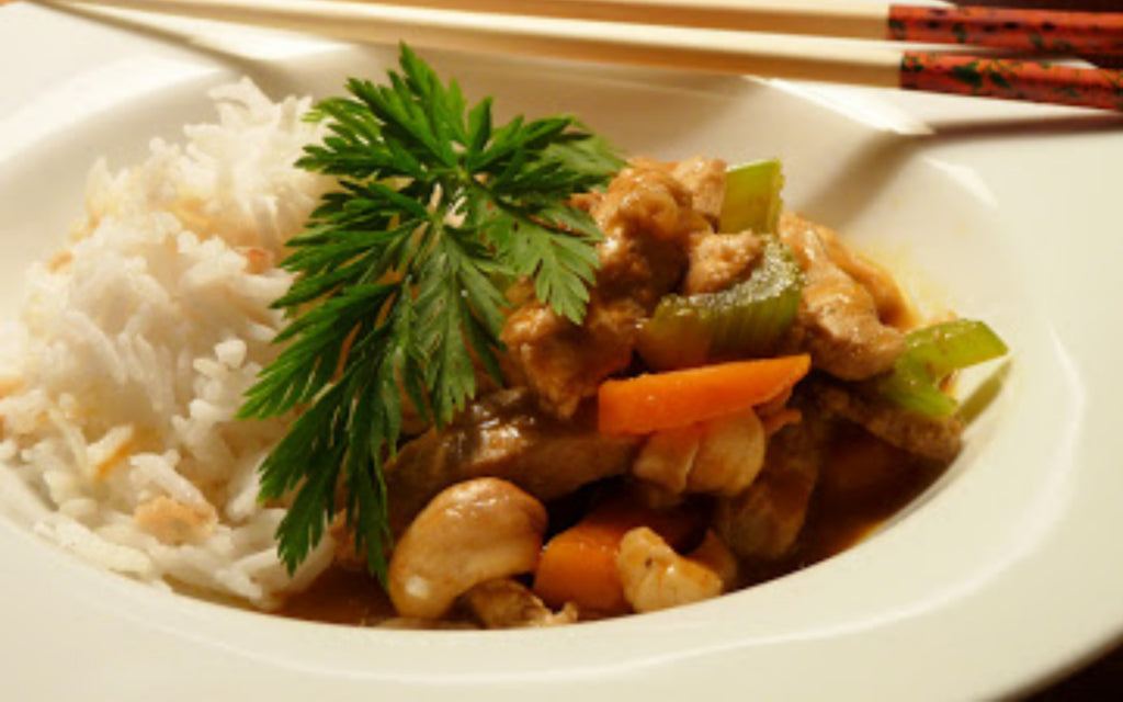 Sweet and Hot Chicken-less Cashew Stir-Fry [Vegan]