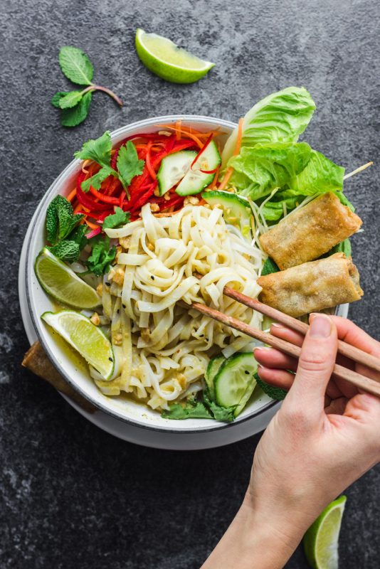 Asian Noodle Bowl with Yellow Curry Sauce